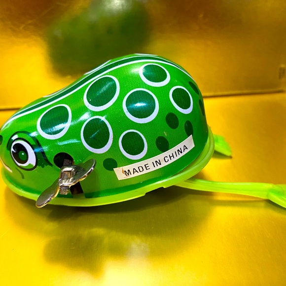 VINTAGE 80’s TIN TOYS WIND UP FROG & SWIMMING DUCK 4” - Picture 4 of 13
